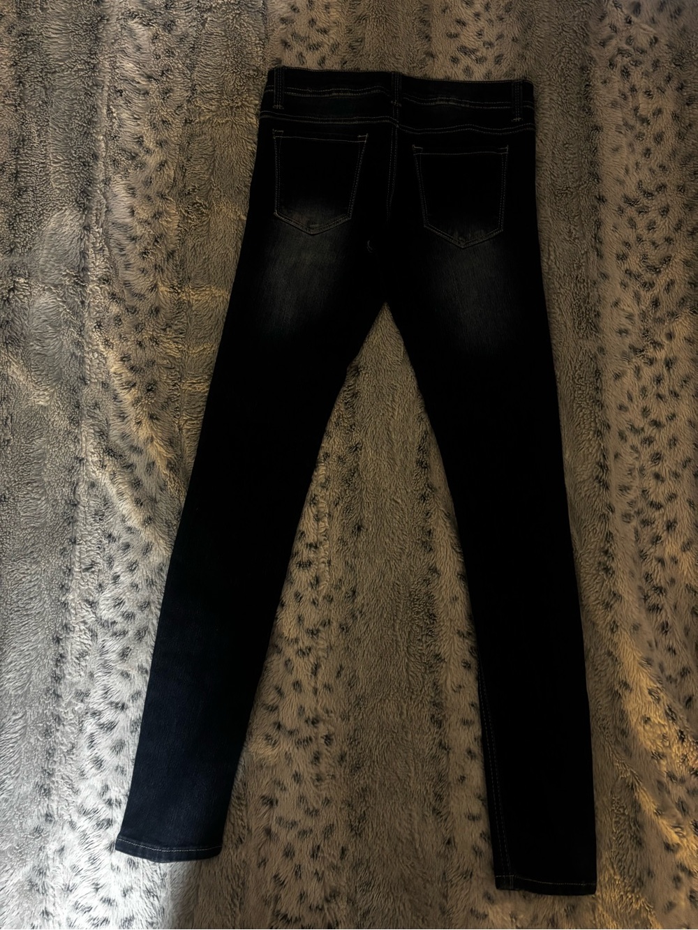 Distressed Skinny Jeans. Size 5 Never worn. new. - Picture 6 of 6